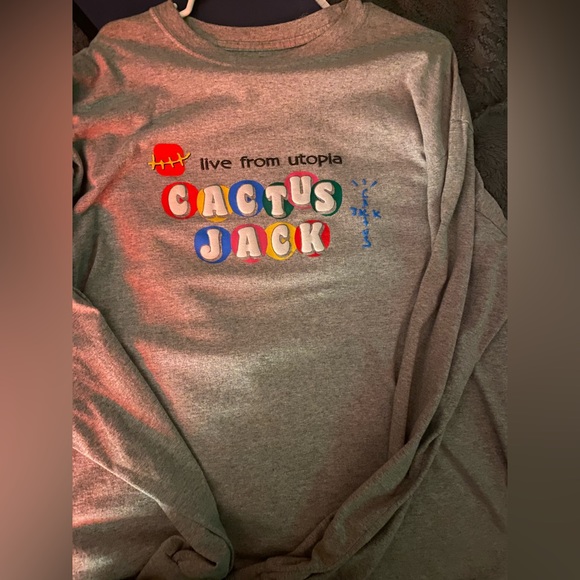 Travis Scott shirt - Picture 3 of 3